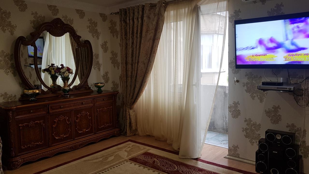 Люкс Апартаменты Центр Sukhumi Bagian luar foto