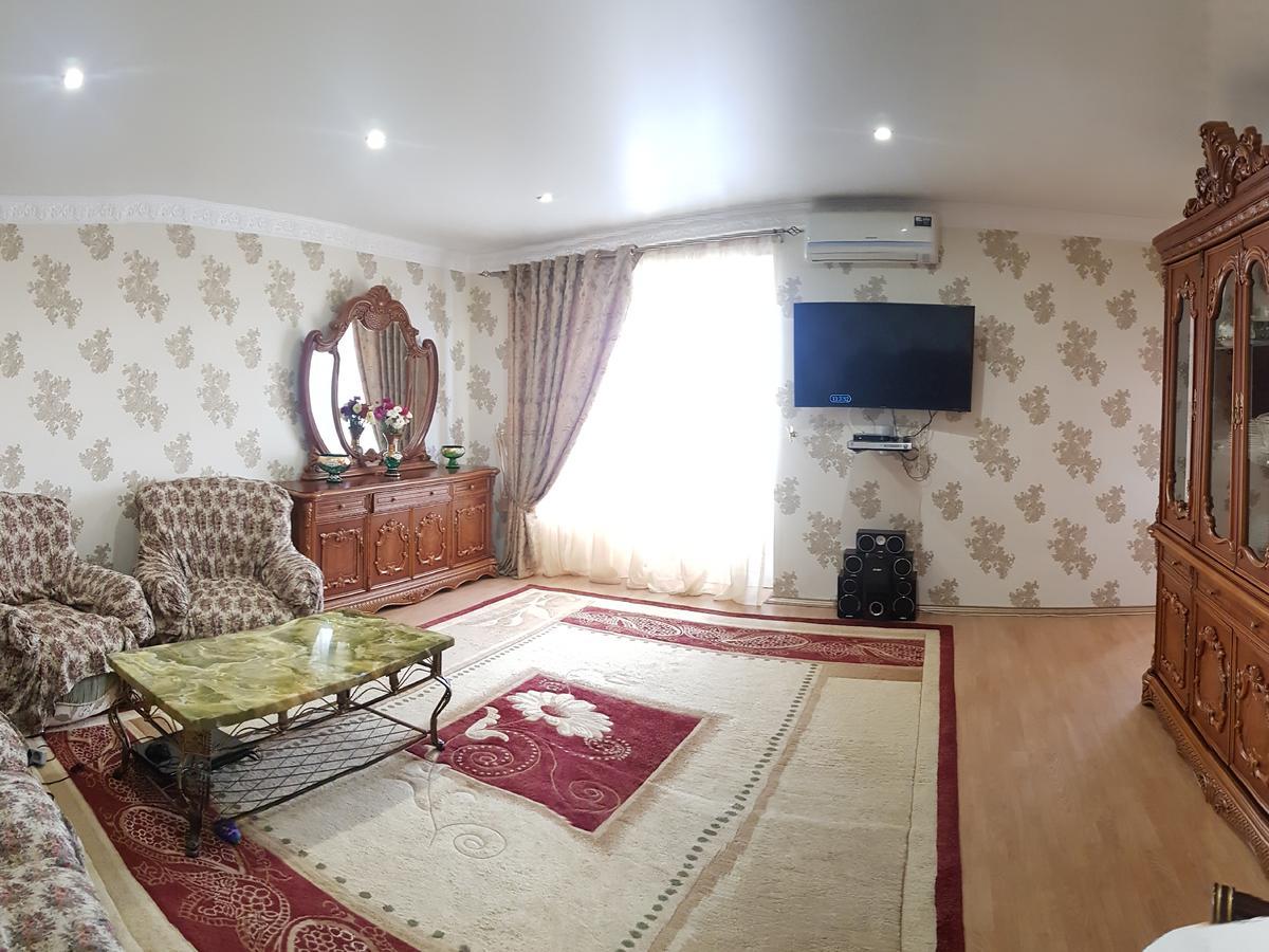Люкс Апартаменты Центр Sukhumi Bagian luar foto